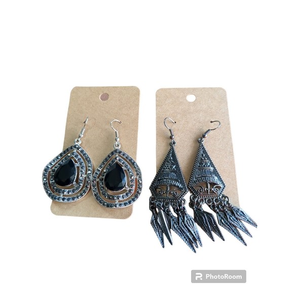 Paparazzi Earrings Squard Two Sets Of Pierced Earrings Beautiful - Picture 1 of 8